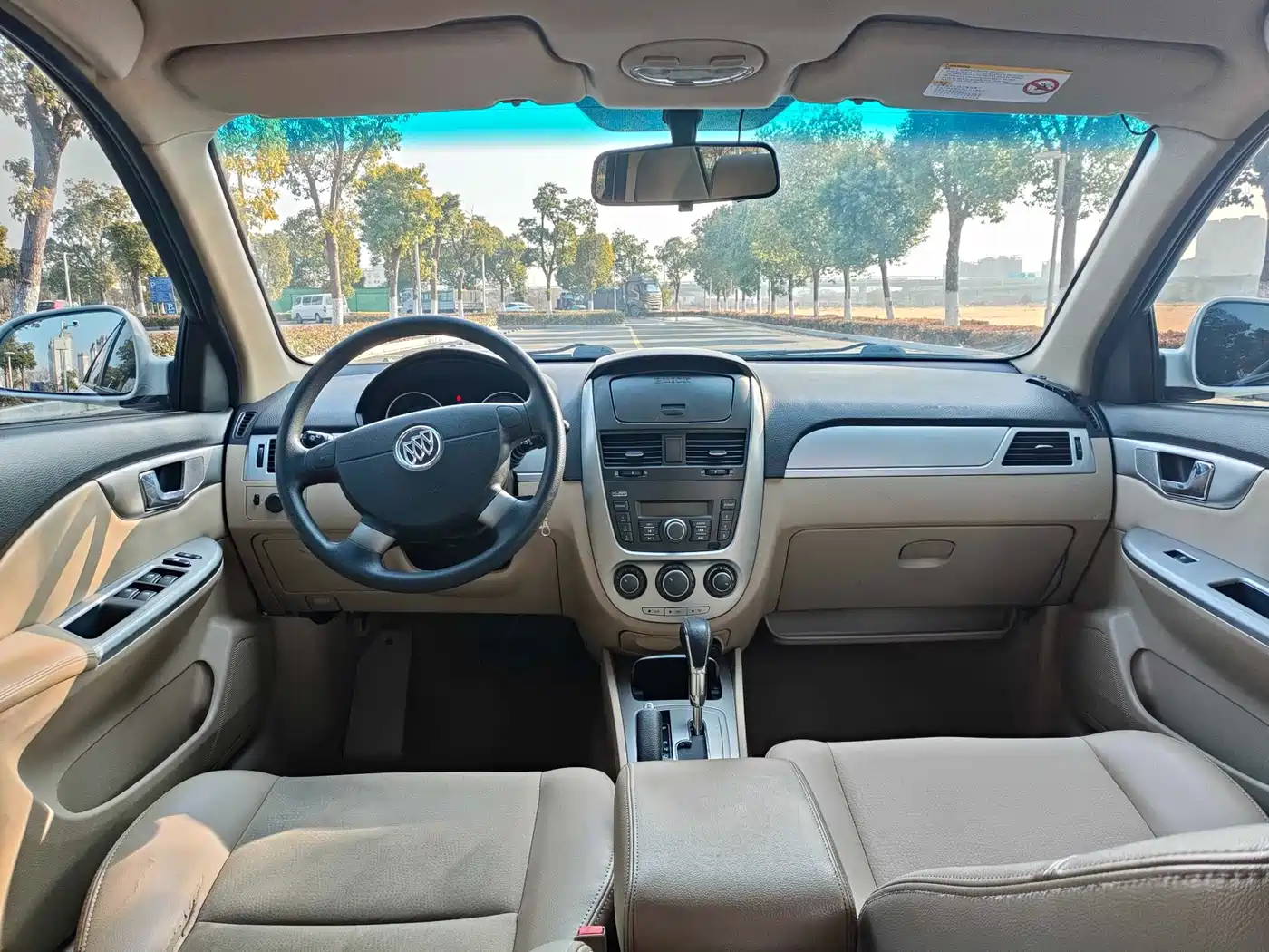 Buick Excelle 2015 1.5L Automatic Classic фото 12