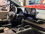 Фото 24 - Toyota Granvia