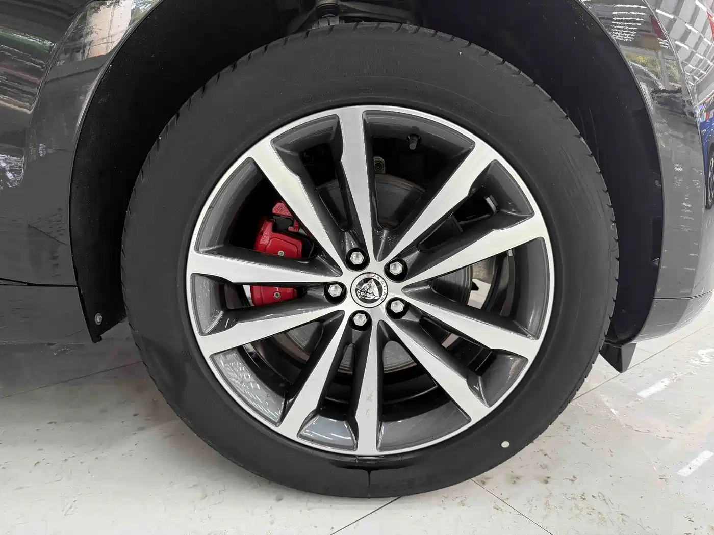Jaguar F-PACE 2023 2024 P250 R-Dynamic SE