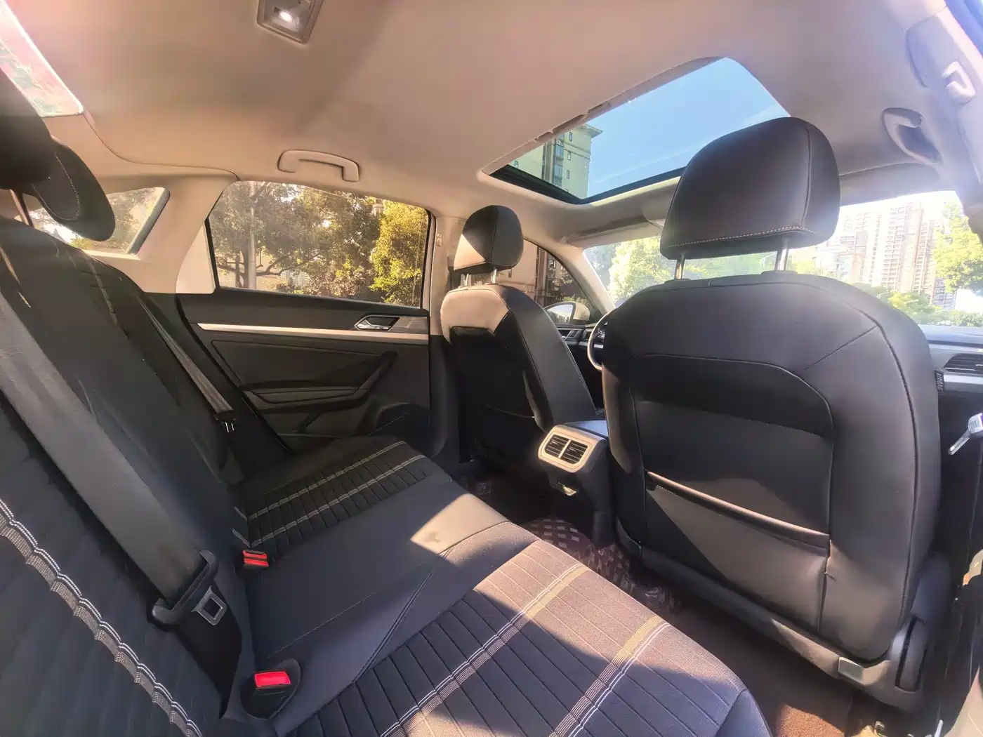 Volkswagen Lavida, миниатюра 10