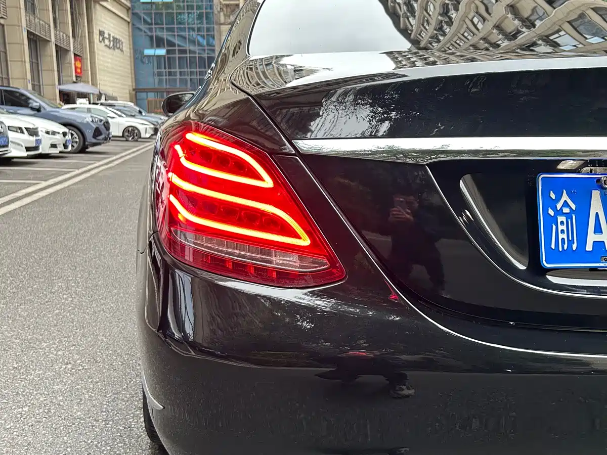 Mercedes-Benz C-Class 2015 C 200 L фото 18