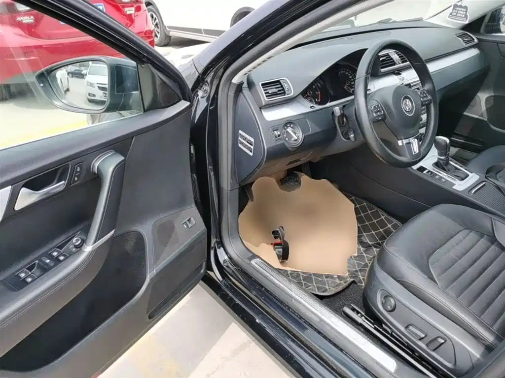 Volkswagen Magotan 2016 1.8TSI Smart Leading фото 16