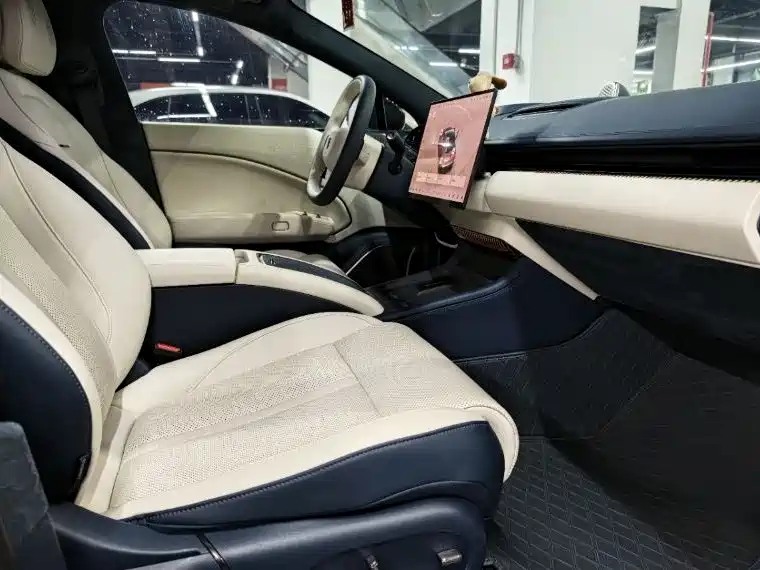 ZEEKR EXTREME KRYPTON 007