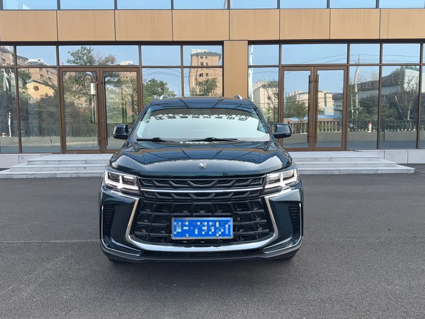 Dongfeng Fengxing Fengxing T5 2023 2023 Golden Age 1.6L Manual Dream Chaser 5-Seater