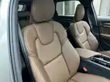 Фото 23 - Volvo V90