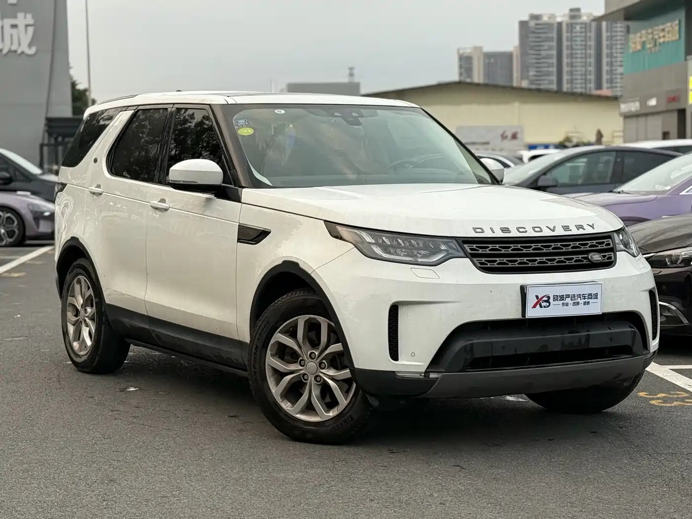 Land Rover Discovery 2017 3.0 SC V6 S фото 2
