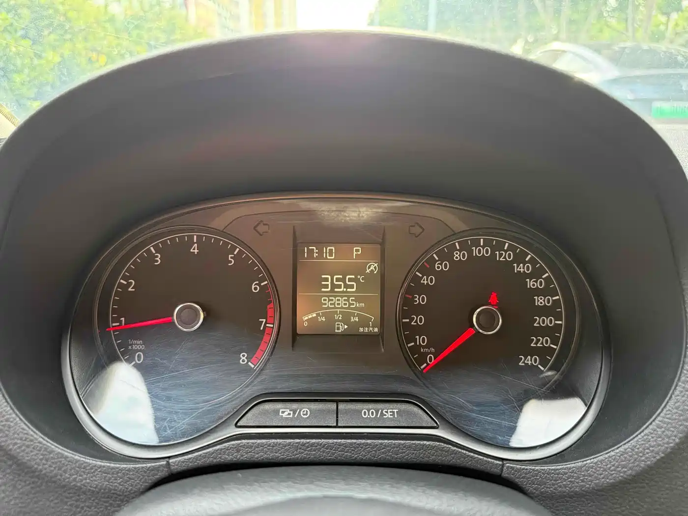 صورة 14 - Volkswagen Polo