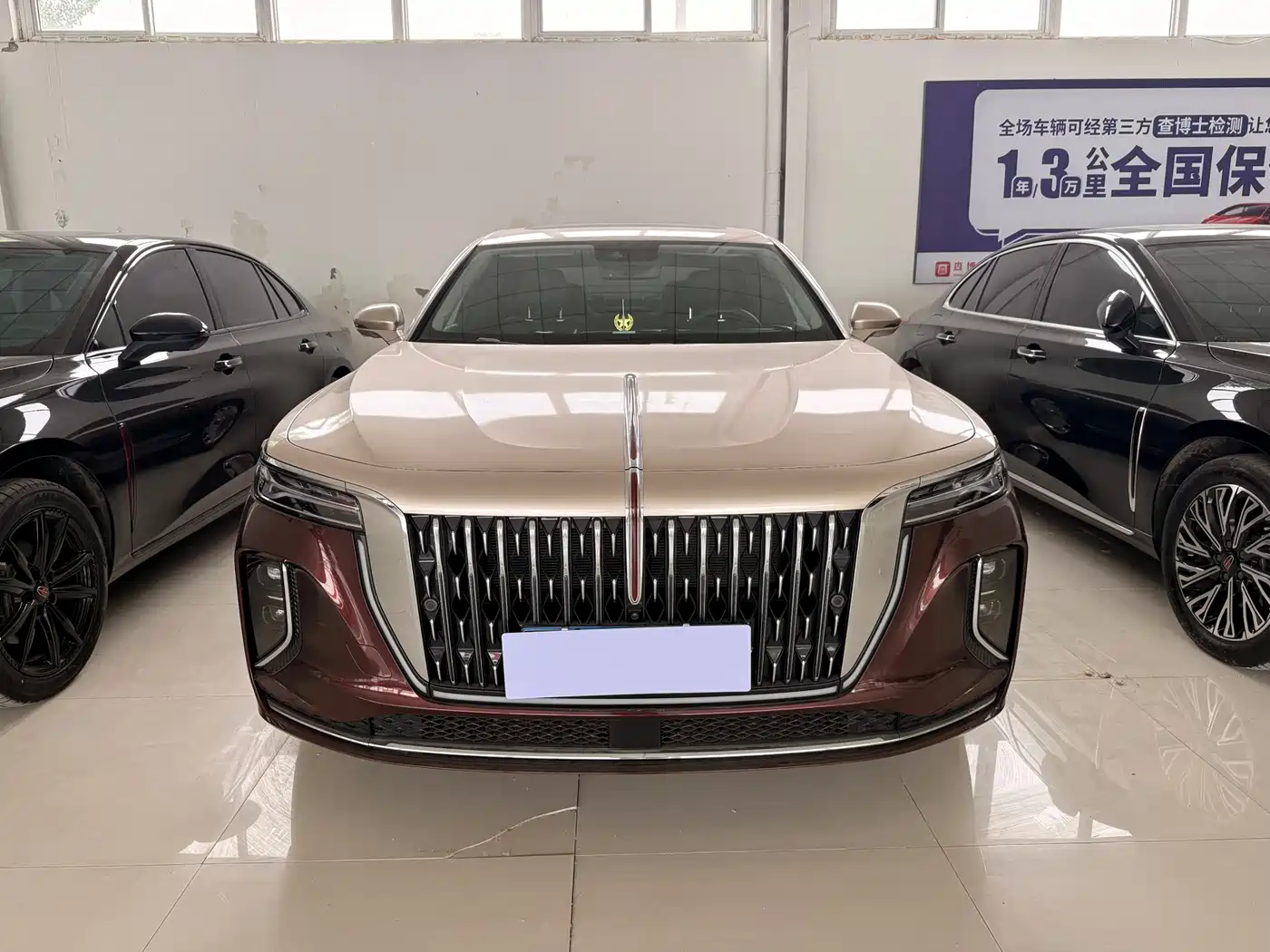 Hongqi H9 2024 2.0T Qi Enjoy Luxury Business Edition фото 2