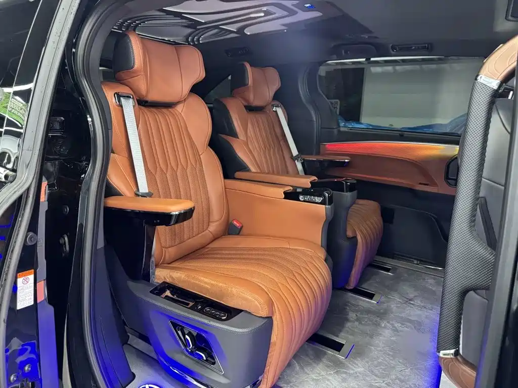 Toyota Granvia 2025 2026 Model 2.5L Hybrid Comfort Edition