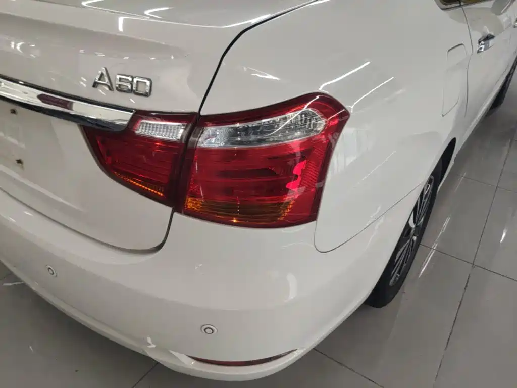 Dongfeng Aeolus Dongfeng Fengshen A60 2015 2016 1.6L Automatic Luxury