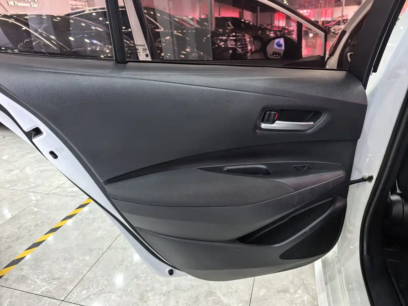 Toyota Levin 2024 2023 Smart Hybrid 1.8L Leading Edition