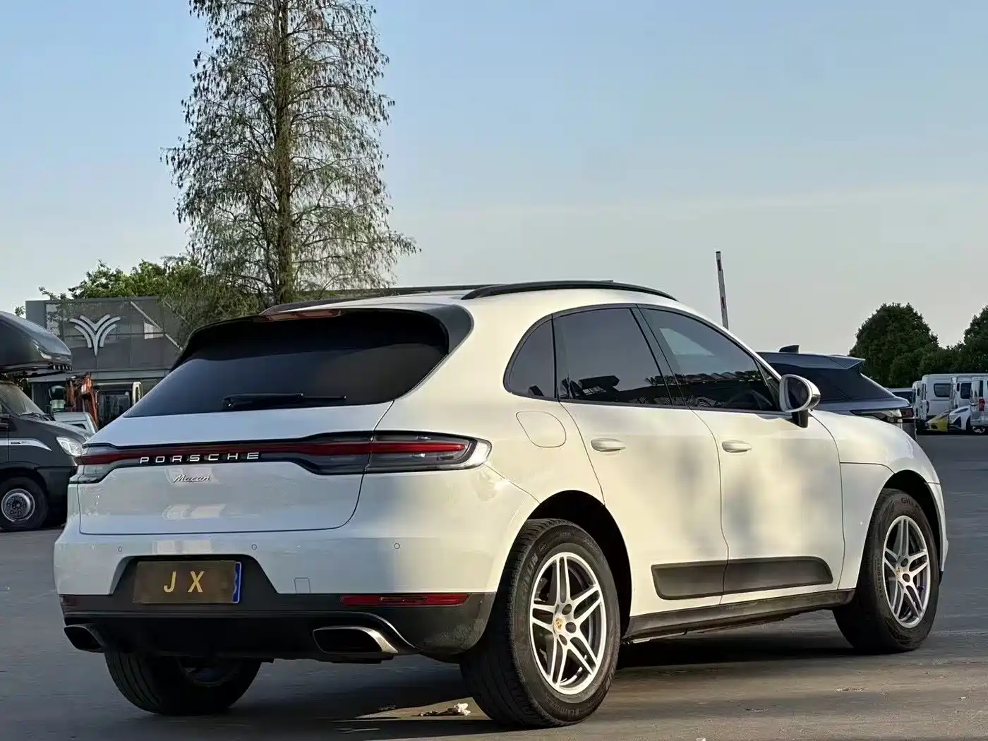Porsche Macan 2018 Macan 2.0T фото 8