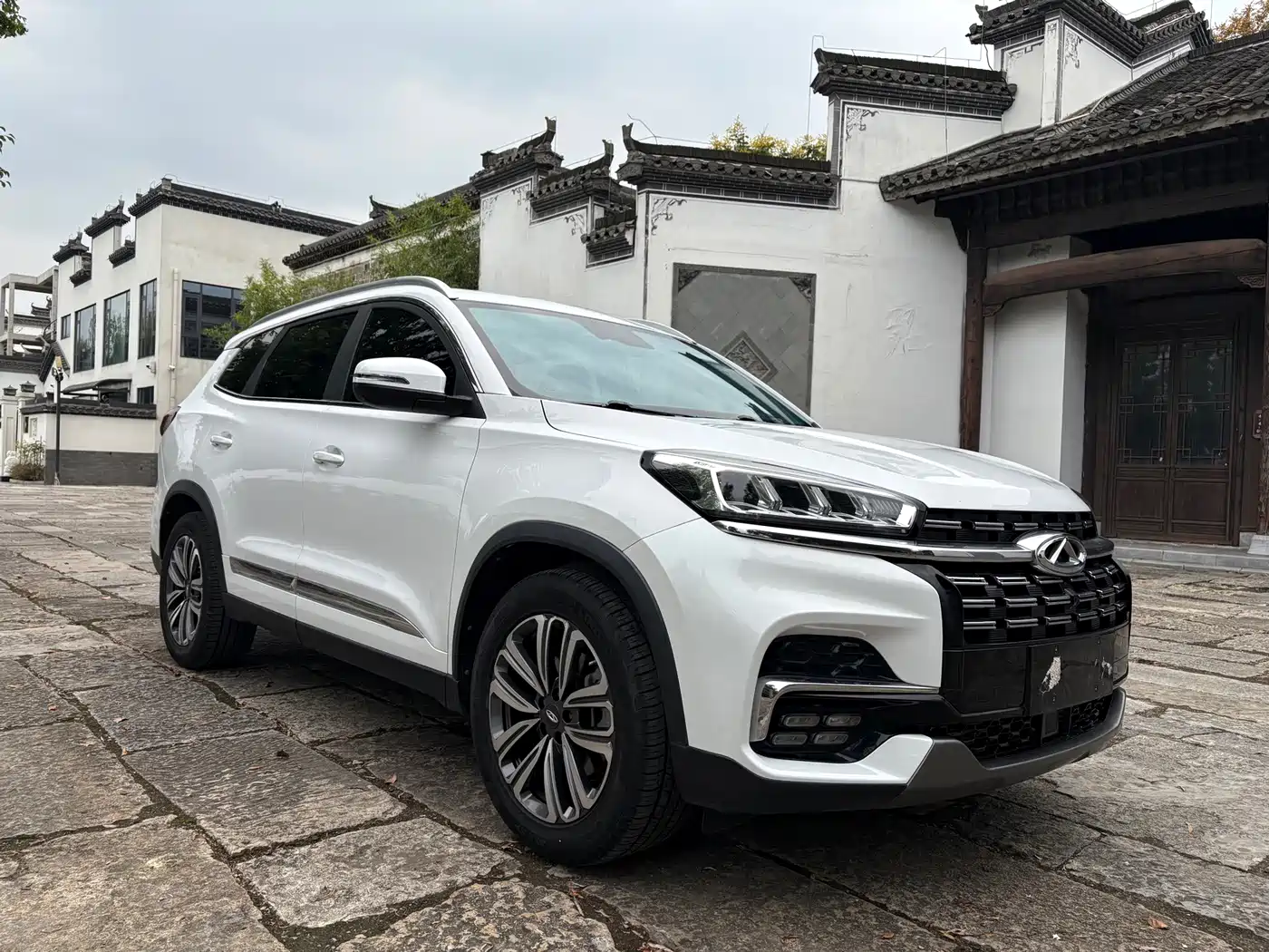 Фото 3 - Chery Tiggo 8