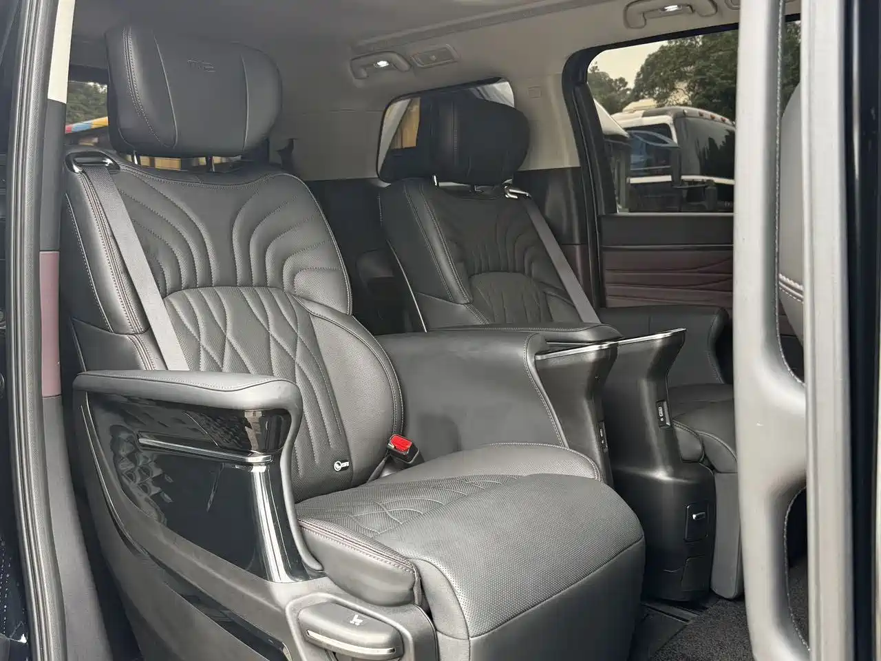GAC Trumpchi Trumpchi M8 2024 Master Series 400T Premium Edition фото 16