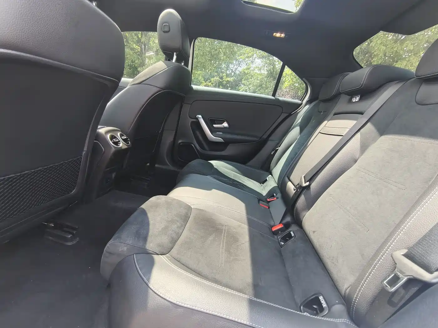 Mercedes-Benz A-Class 2022 A 200 L Sport Sedan Dynamic фото 6