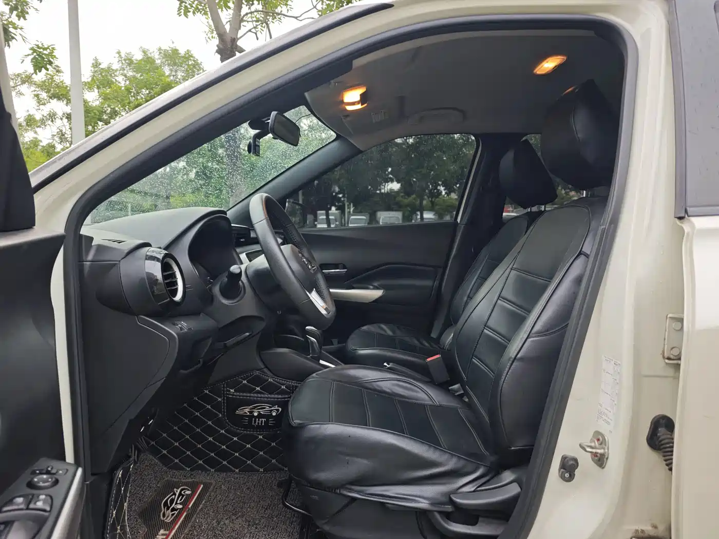 Nissan Kicks 2019 2019 1.5L CVT Smart Connect Luxury Edition
