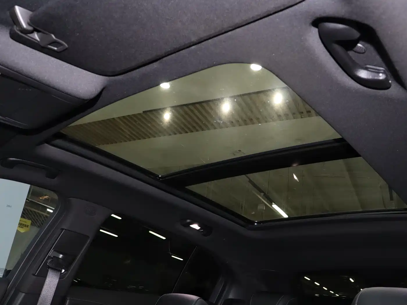 Cadillac XT4 2021 28T FWD Premium Edition фото 18