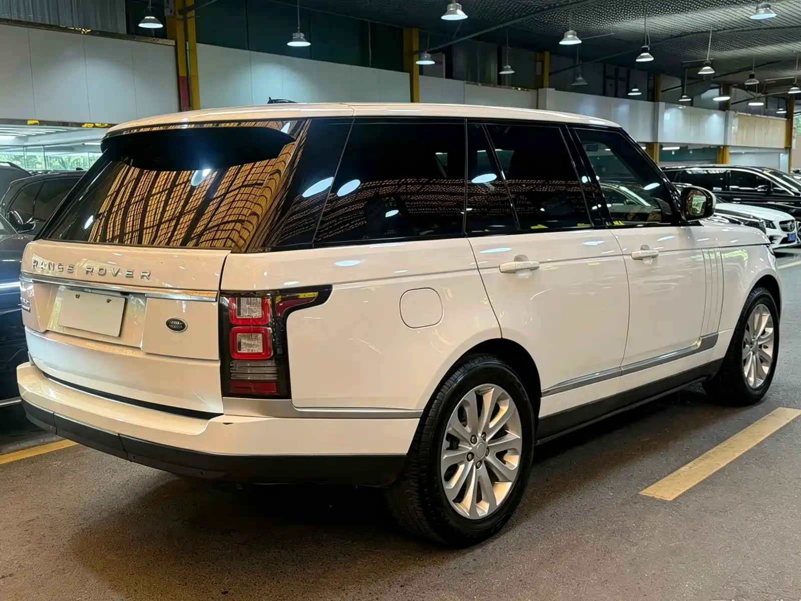 Фото 3 - Land Rover Range Rover