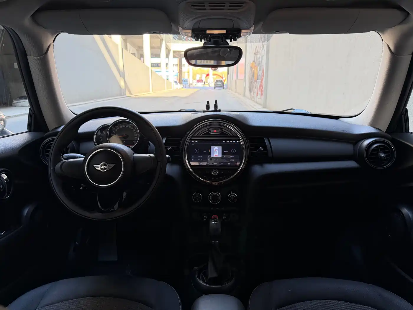 MINI 2014 1.2T ONE фото 9