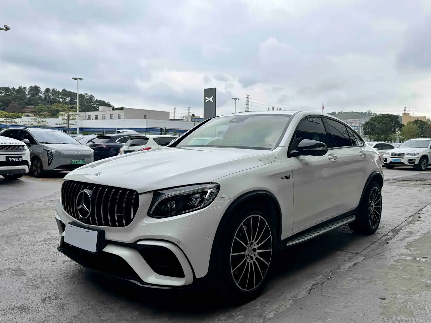 Mercedes-Benz GLC Coupe AMG 2017 AMG GLC 43 4MATIC Coupe SUV фото 3