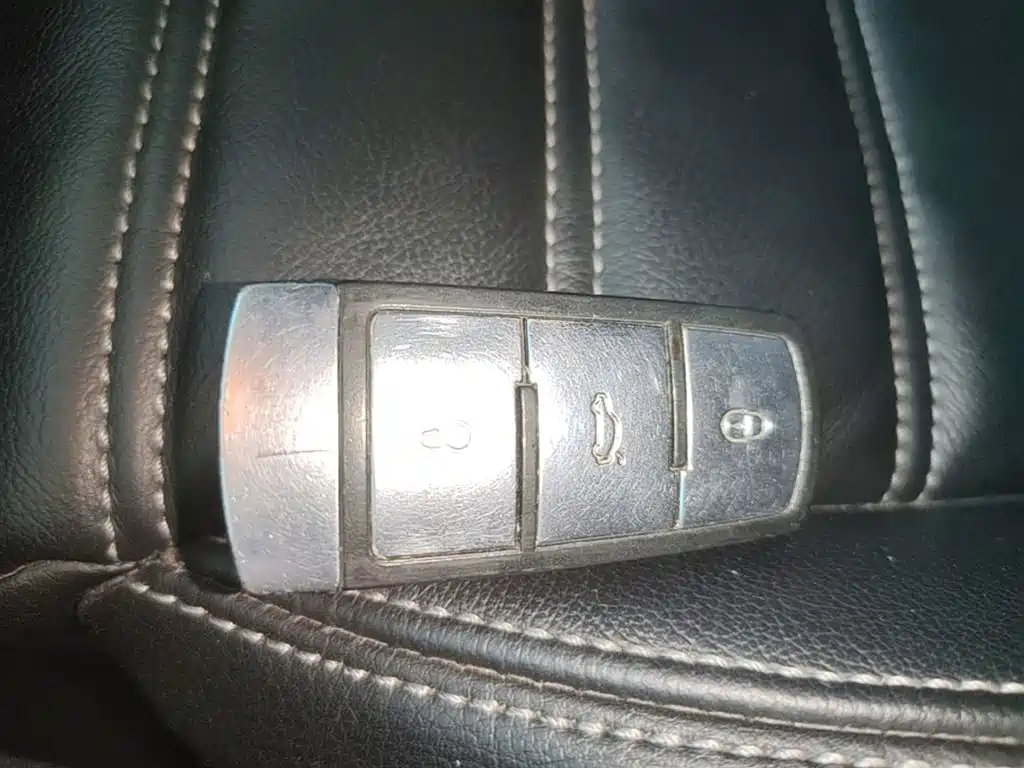 Volkswagen FAW-Volkswagen CC 2015 1.8TSI Premium фото 9