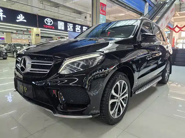 MERCEDES-BENZ GLE