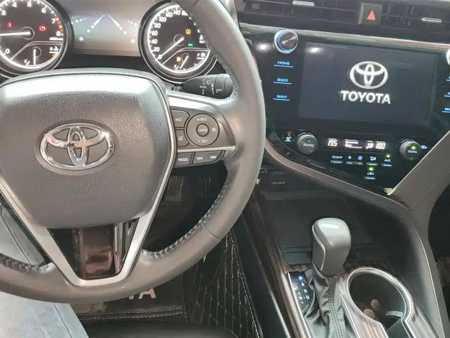 Toyota Camry 2019 2.0G Luxury Edition China VI фото 12