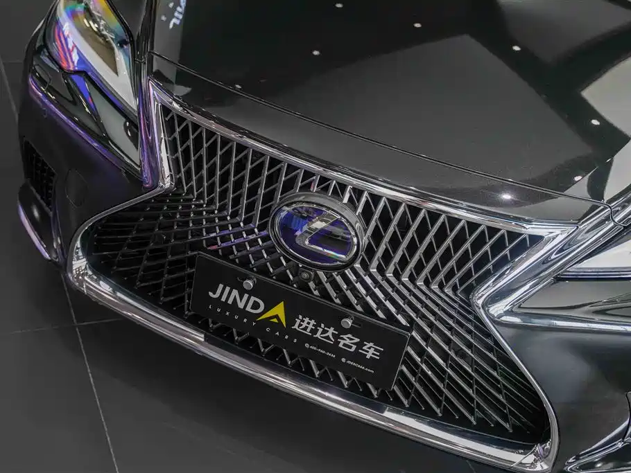 Lexus LS 2022 2021 500h Excellence Edition