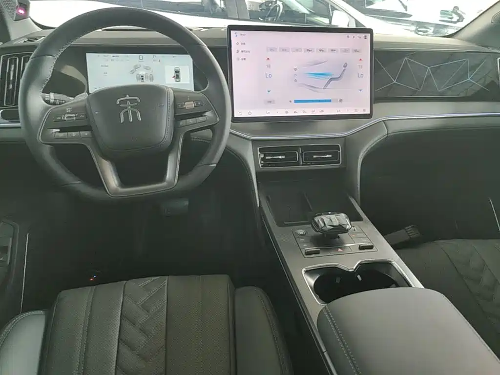 BYD Song L DM-i 2025 Smart Drive 160km Premium фото 10