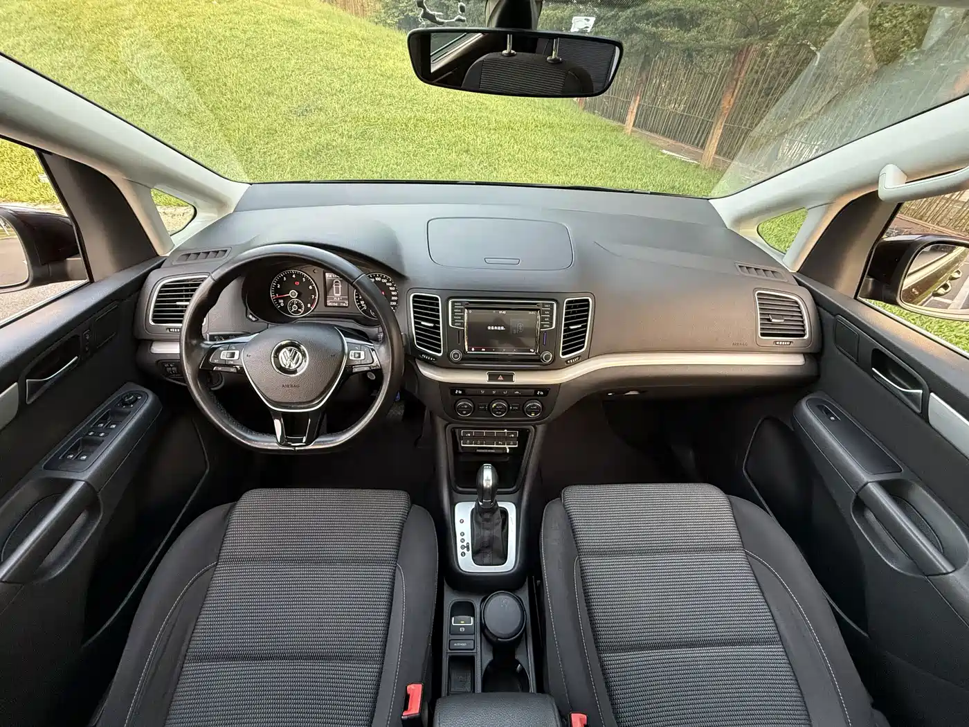 Volkswagen Sharan 2018 2016 380TSI Comfort 7-seater
