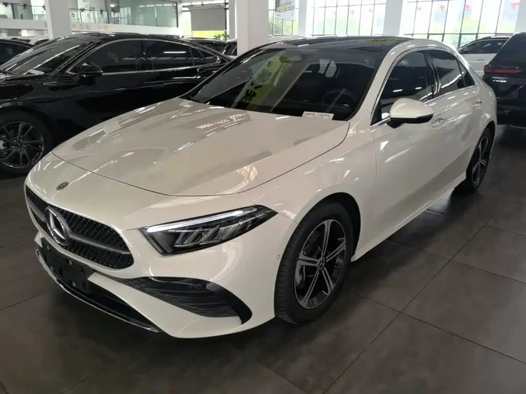 Mercedes-Benz A-Class 2025 2025 A 200 L Fashion Edition