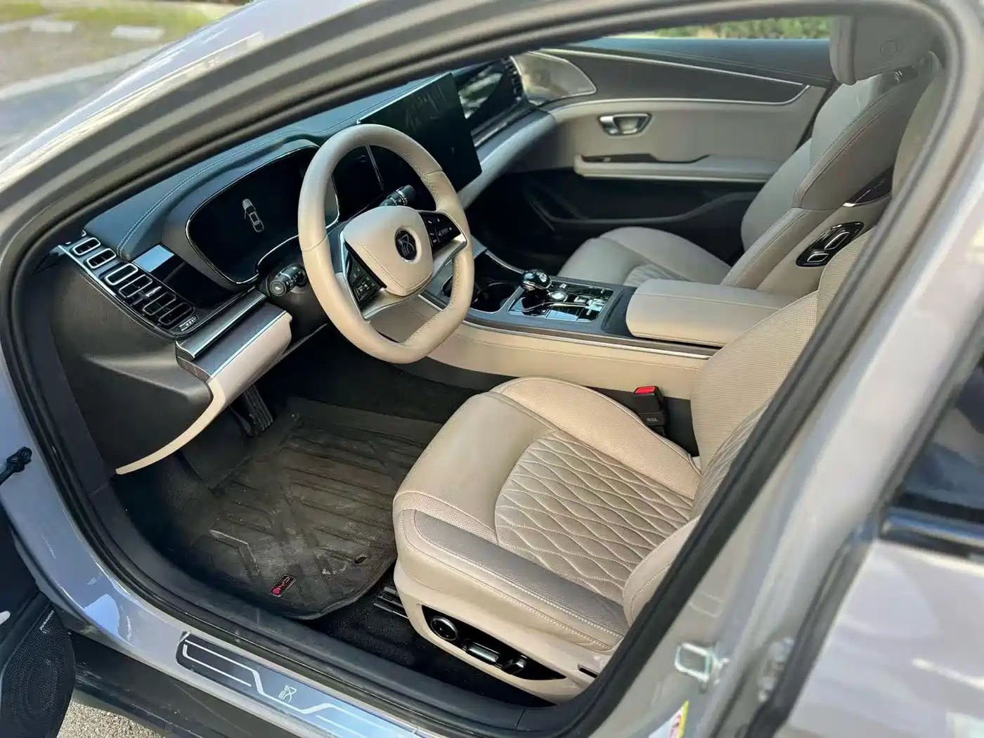 BYD Han 2025 2025 EV Smart Driving Edition 701KM LiDAR Flagship