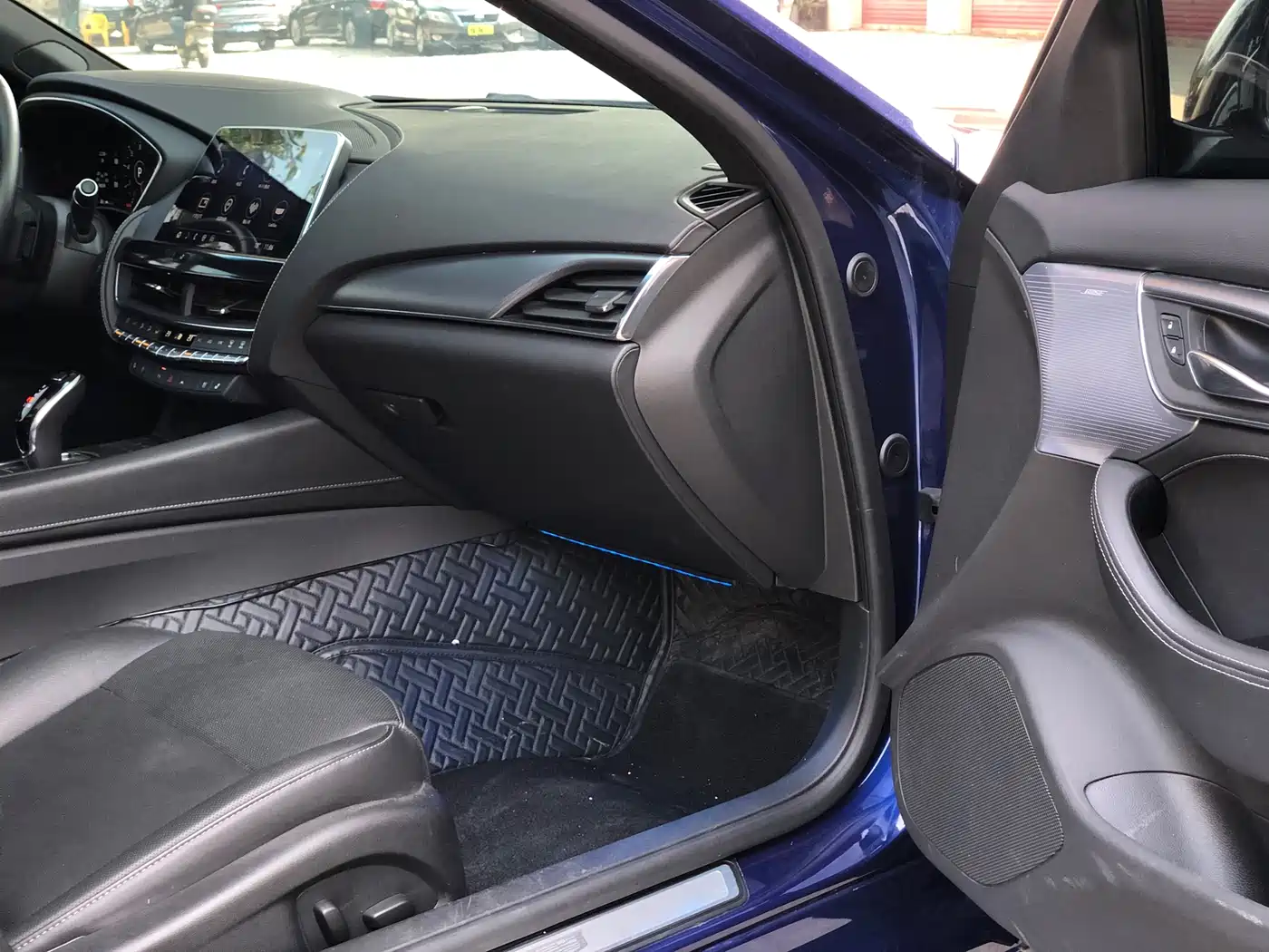 Cadillac CT5 2023 28T Luxury Style (Standard Edition) фото 24