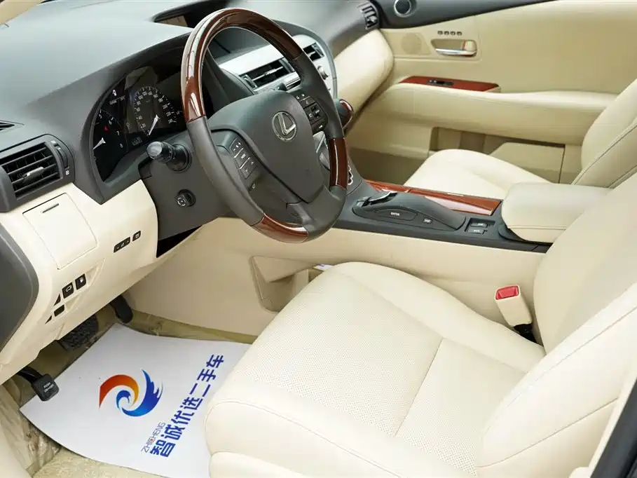 Lexus RX Classic 2009 Model 350 Premium Edition фото 8
