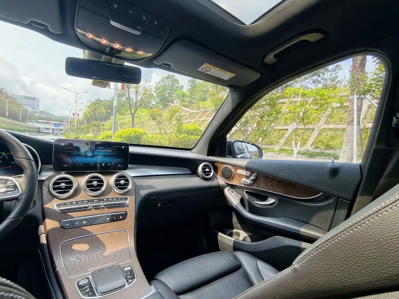Mercedes-Benz GLC 2020 GLC 260 L 4MATIC Luxury фото 10