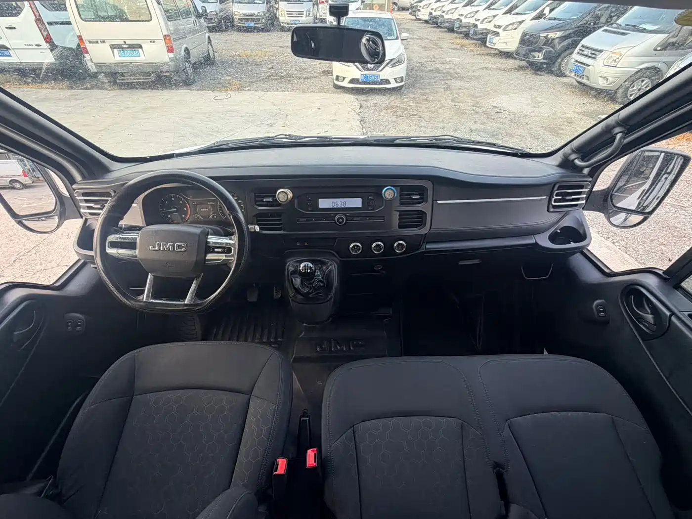 Jiangling JMC Fushun 2023 2023 2.0T Manual Short Wheelbase Medium-High Roof Passenger Version Business Type 7-Seater (Non-commercial)