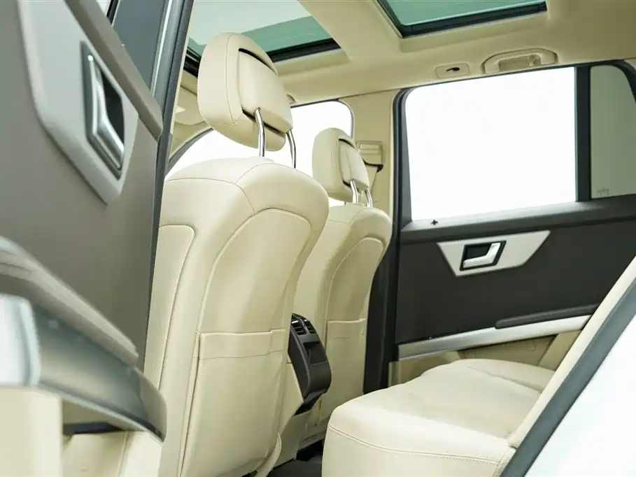Mercedes-Benz GLK-Class 2015 GLK 300 4MATIC Fashion Ultimate Edition фото 10