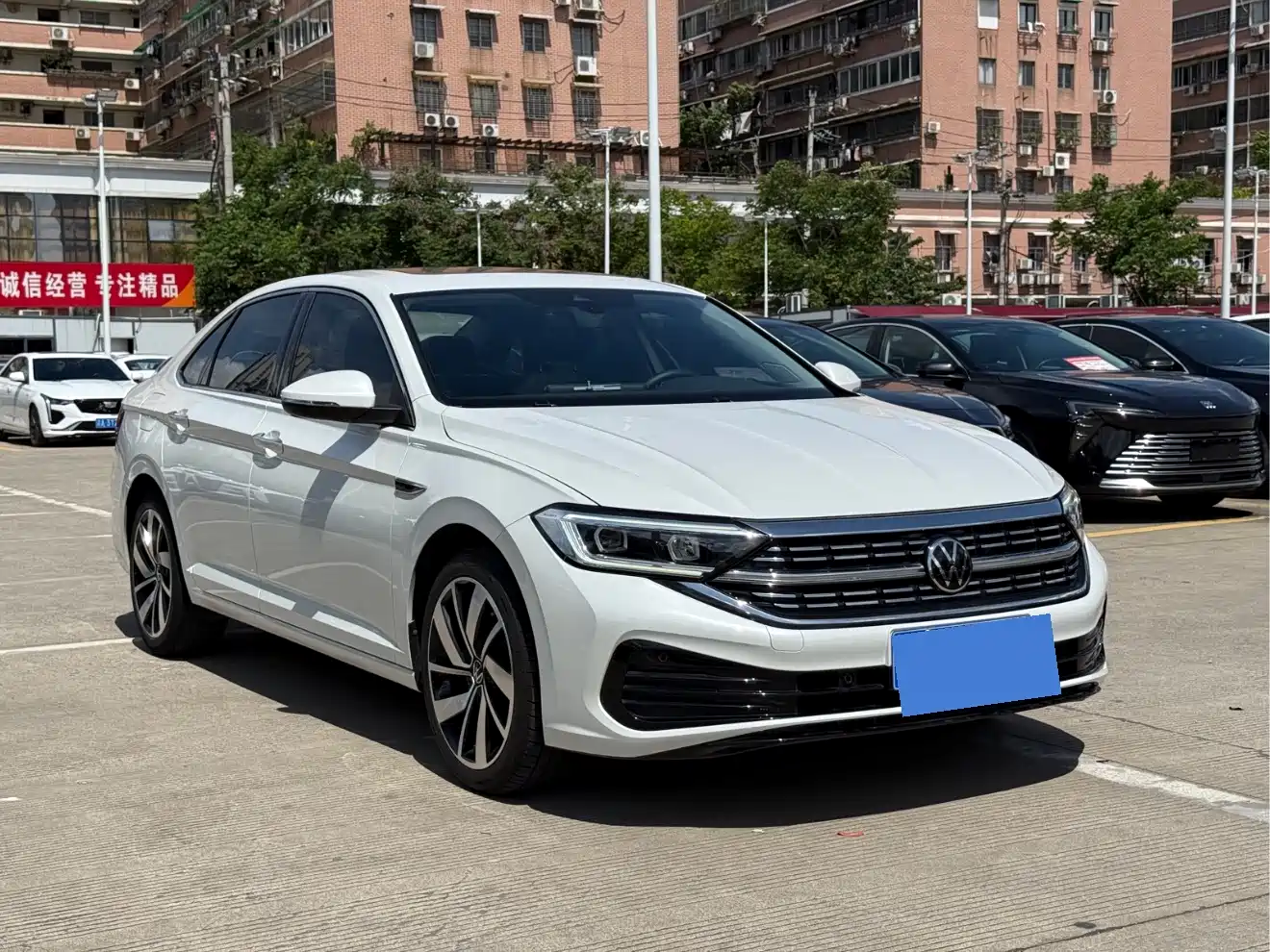 Volkswagen Sagitar 2023 300TSI DSG Excellence Edition фото 3