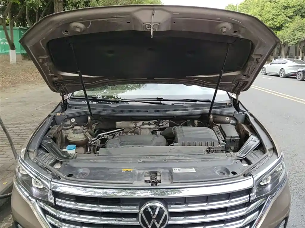 Volkswagen Viloran 2020 380TSI Premium фото 20