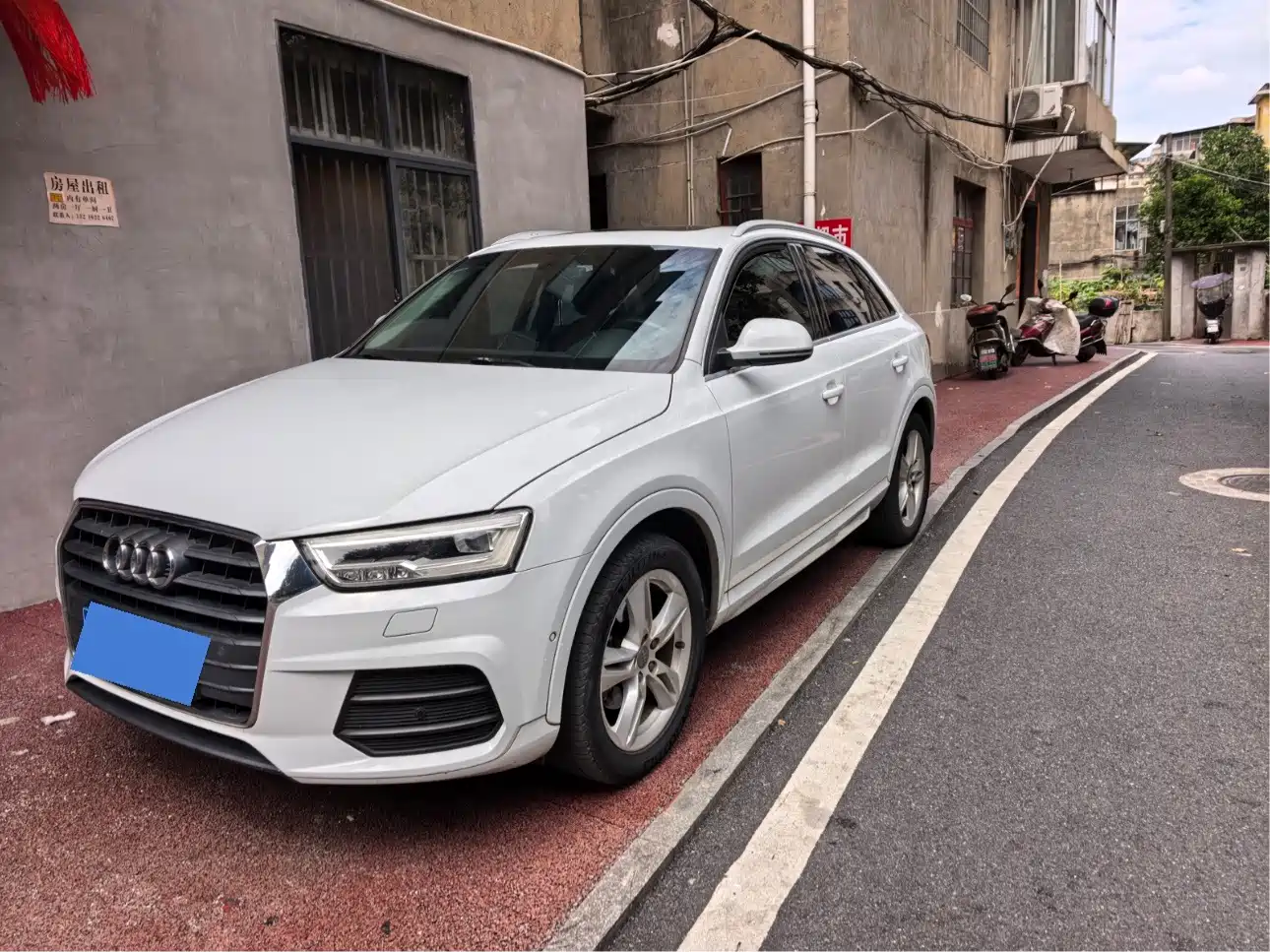 Фото 1 - Audi Q3