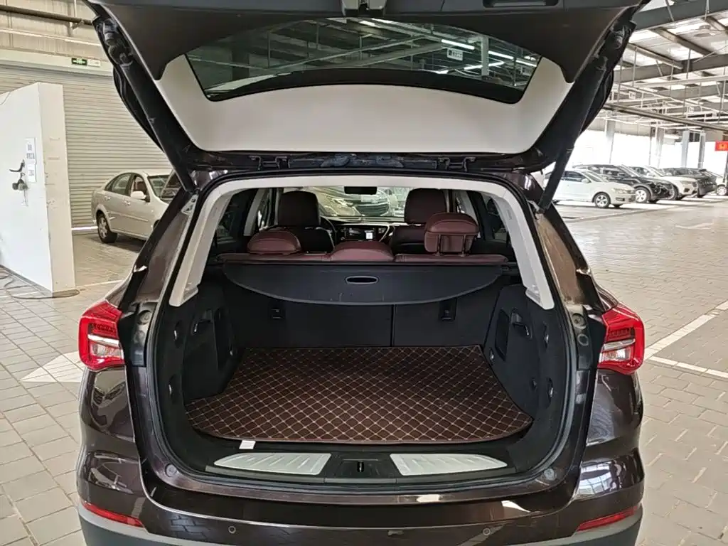 Фото 19 - Buick Envision Plus