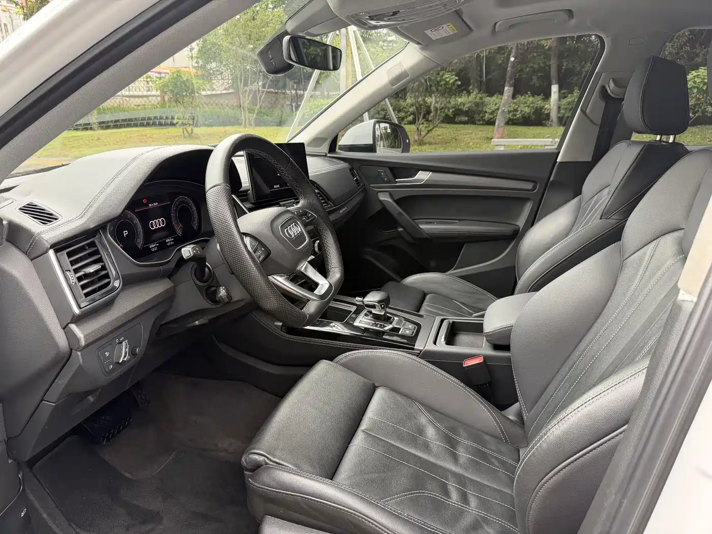 Audi Q5L 2022 45T Luxury Dynamic фото 7