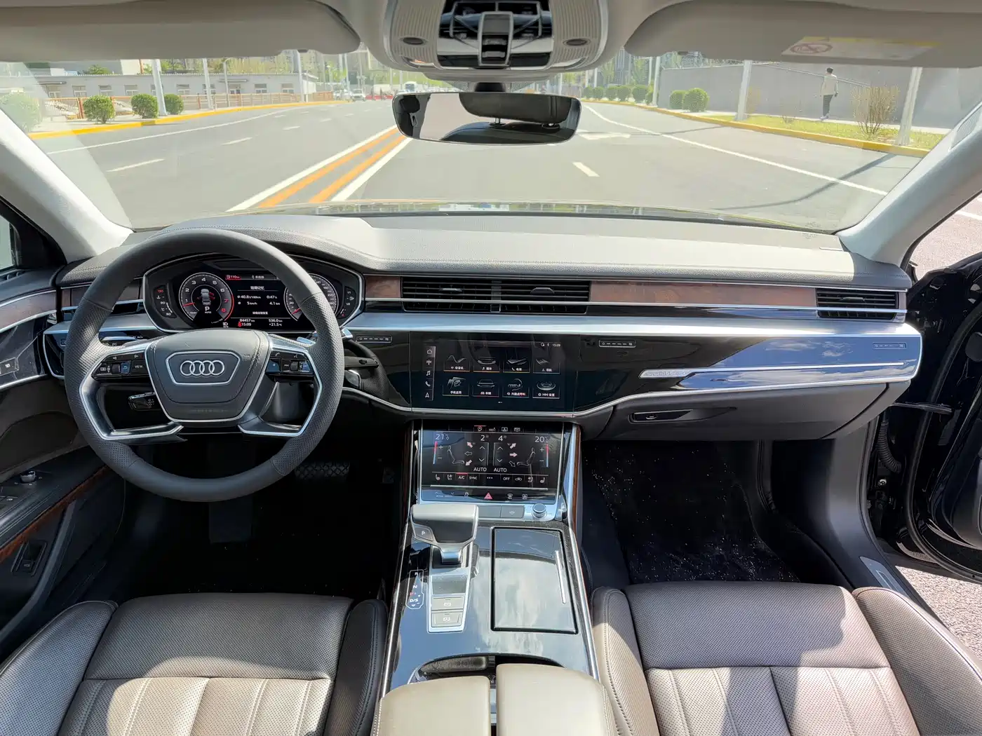 Audi A8 2018 A8L 55 TFSI quattro Luxury фото 12