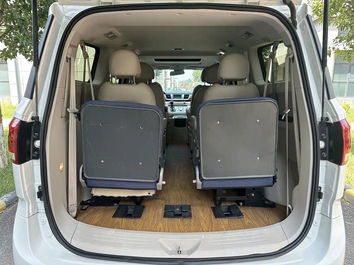 SAIC Maxus Maxus G10 2017 2018 PLUS 2.0T Automatic Elite Edition