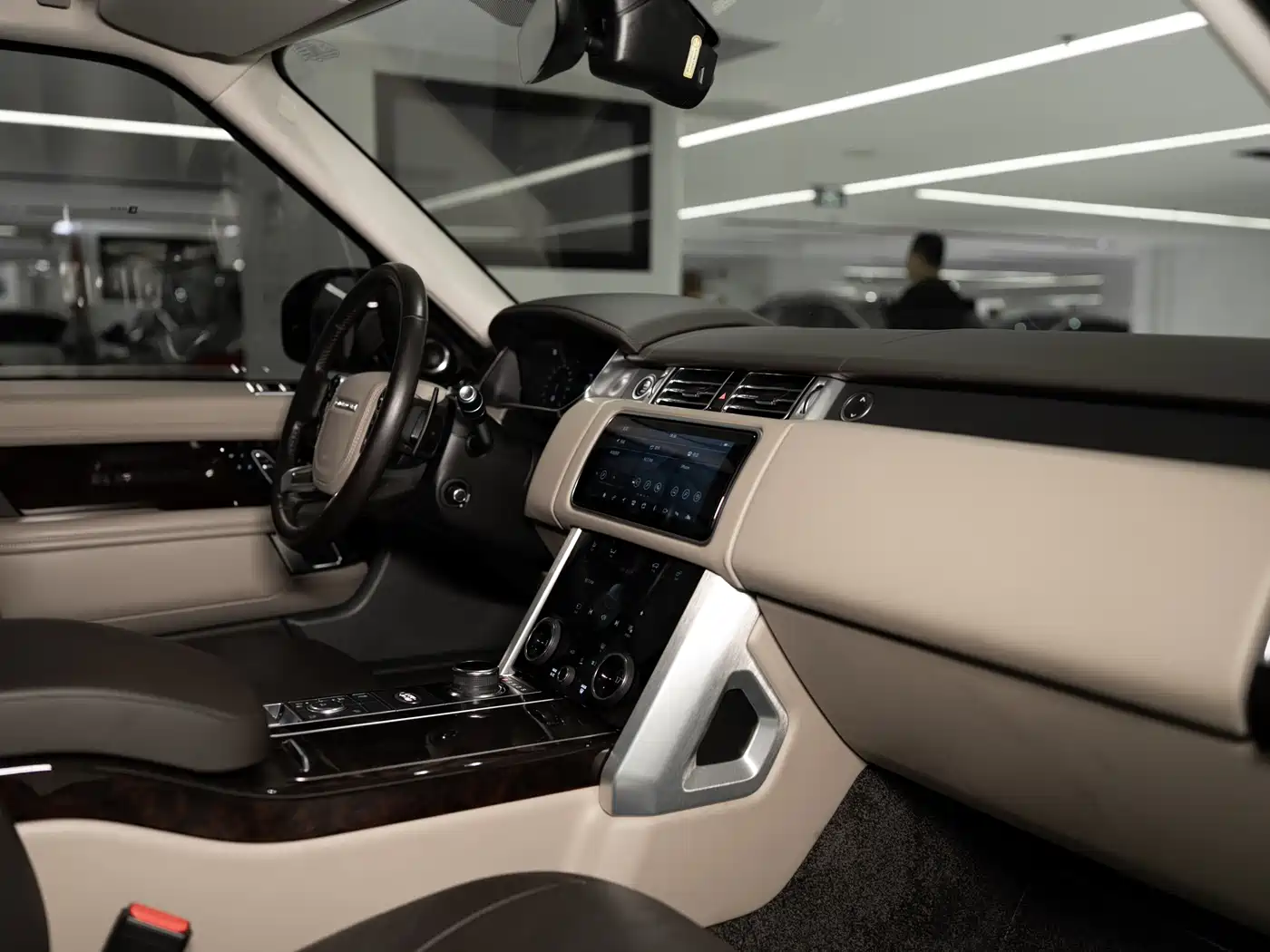 Фото 21 - Land Rover Range Rover