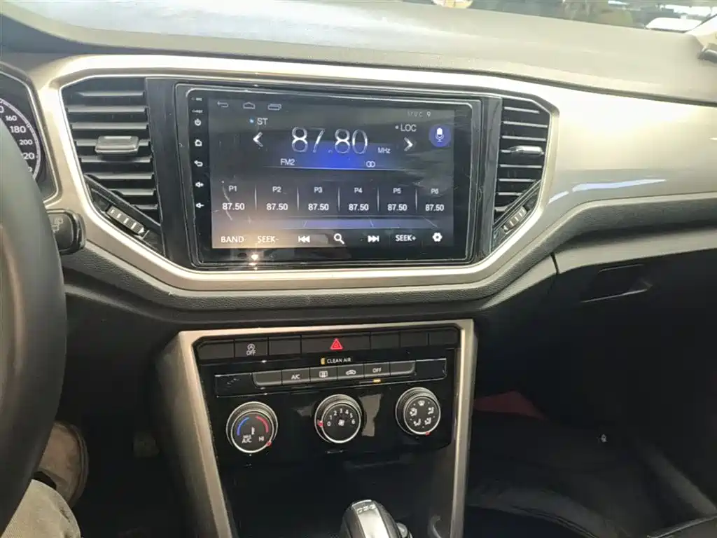 Volkswagen T-ROC 2019 230TSI DSG 2WD Progressive Version China VI фото 13