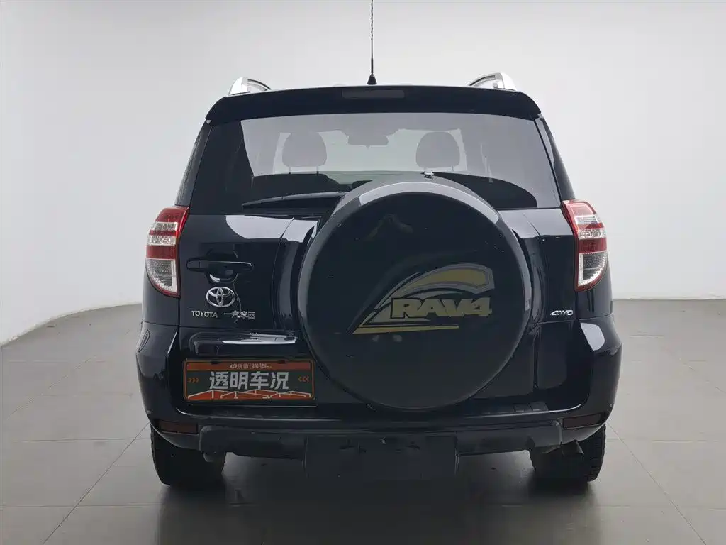 Toyota RAV4 Rongfang 2012 Styling Edition 2.0L Automatic 4WD фото 4