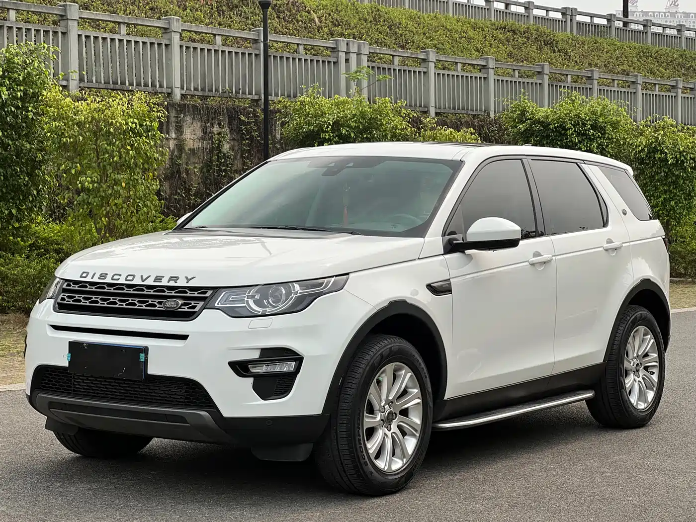 Land Rover Discovery Sport 2017 2.0T SE