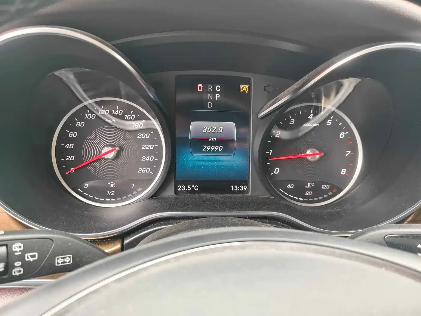 Mercedes-Benz V-Class 2022 V 260 L Long Wheelbase Luxury Edition фото 10