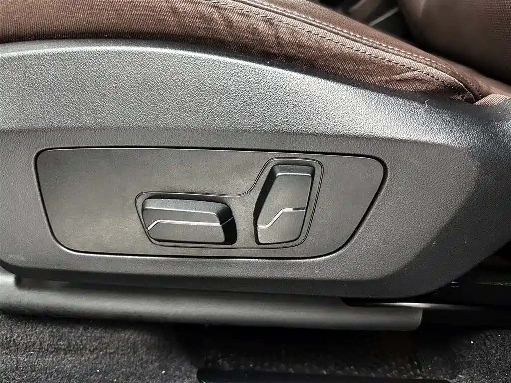 BMW X1 2023 sDrive20Li X Design Package фото 18